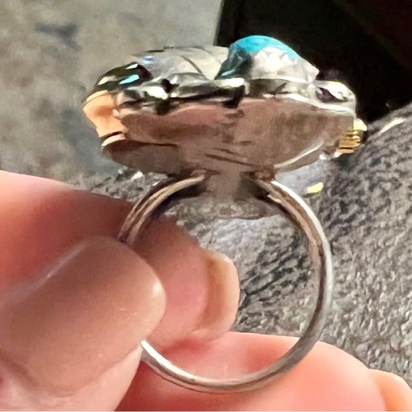 Navajo jewelry. This is a very unique turquoise and coral ring with a watch - Picture 3 of 3